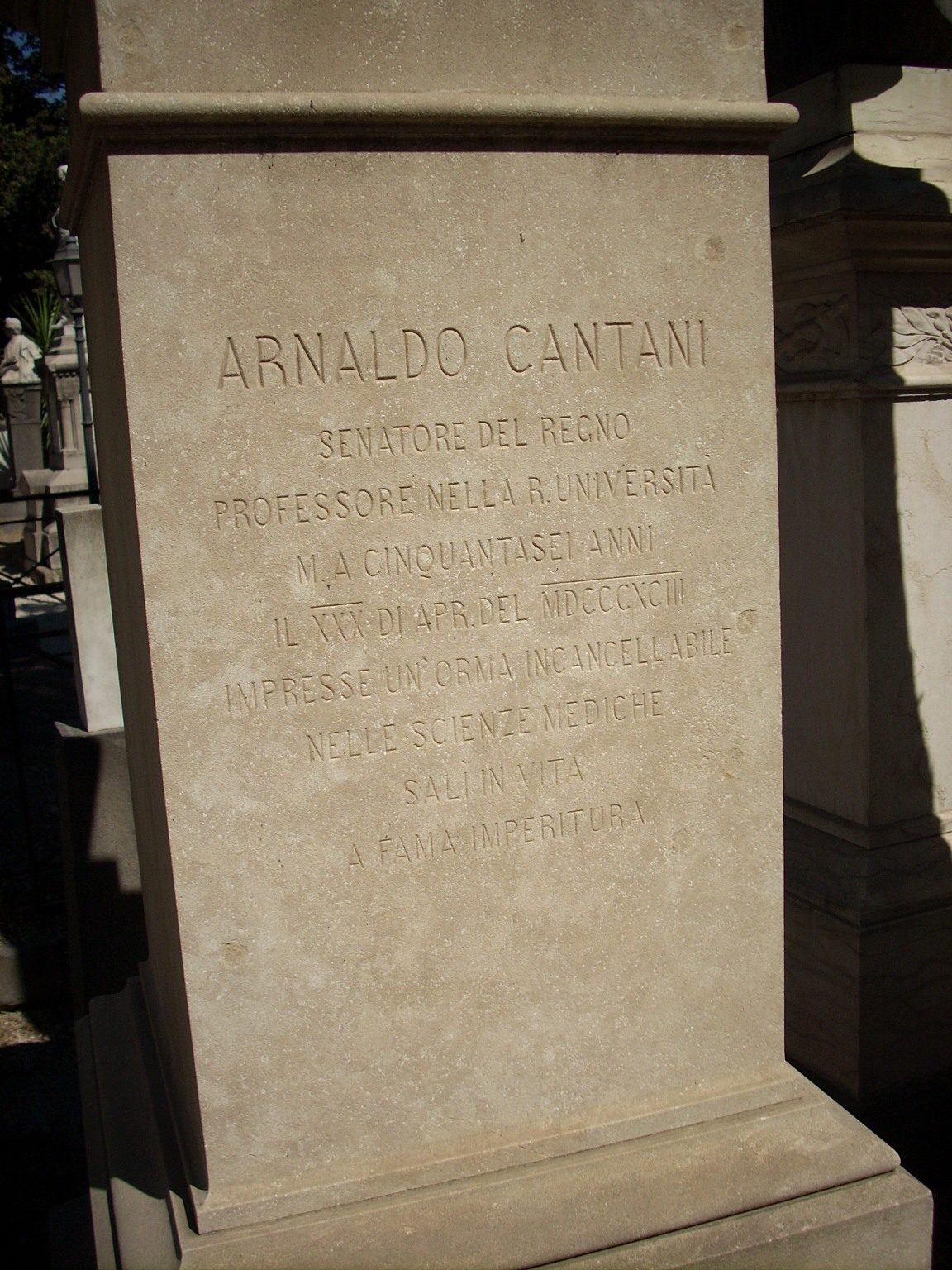 Arnaldo Cantani bust, Cimitero Poggioreale, Naples - 6.JPG